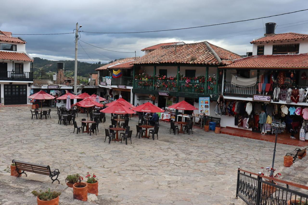 Hotel Lancers - Pantano de Vargas Paipa Exterior foto